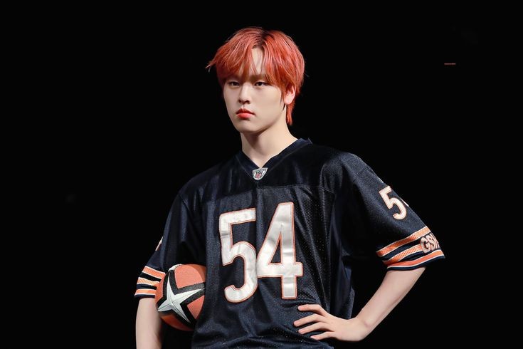 look at me, don’t look at anyone! i really meant it because who need a boyfriend when they can have me, Nam Dohyon. stop calling me a baby because this grown up man will protect elses wholeheartedly and beyond infinity, keep it as a promise because i won’t break it.