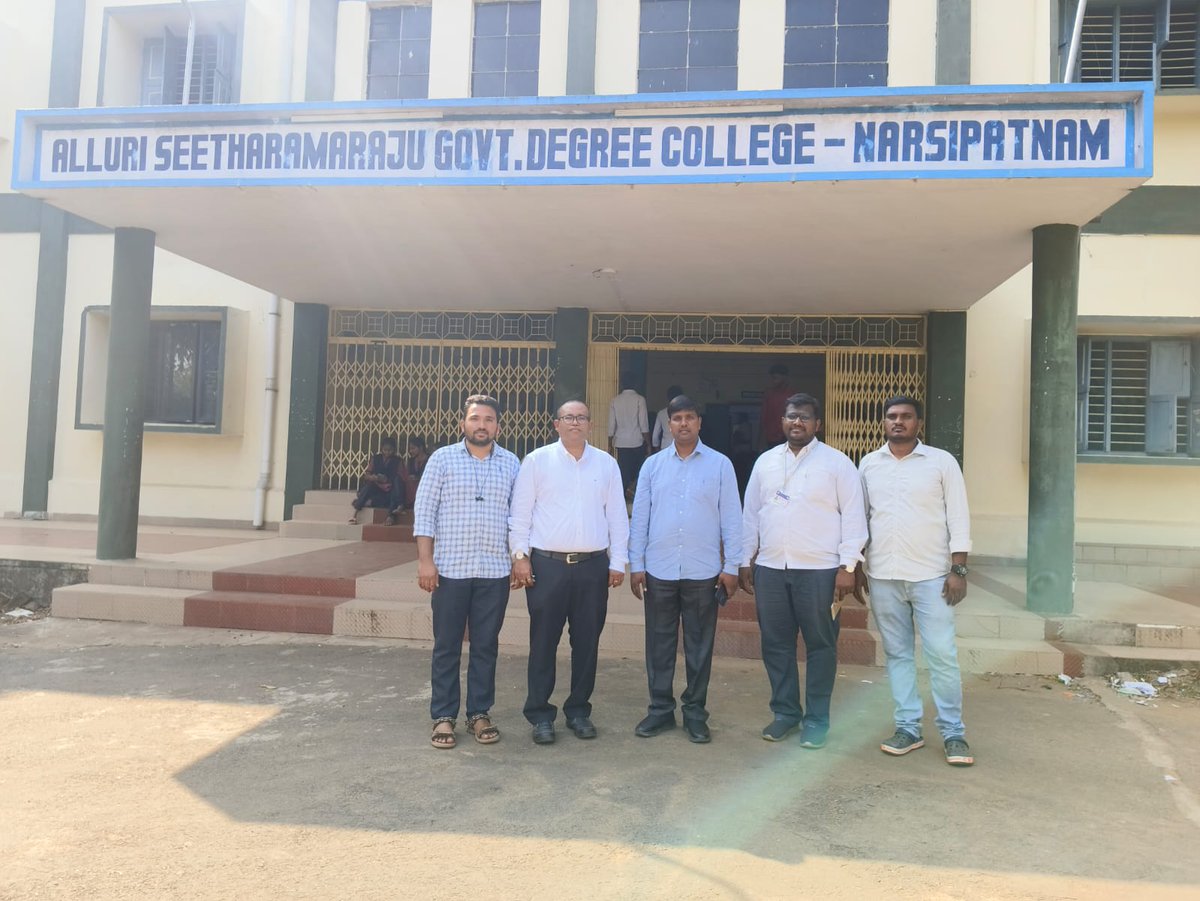AP_Skill's tweet photo. Mr #JanardhanraoSakamuri Special Officer from @AP_Skill Head Office has visited the following #SkillHubs in #AnakapalliDistrict and Interacted with trainees, trainers, coordinators, and principals at the respective Skill Hubs. https://t.co/XgJ2Wis1H8