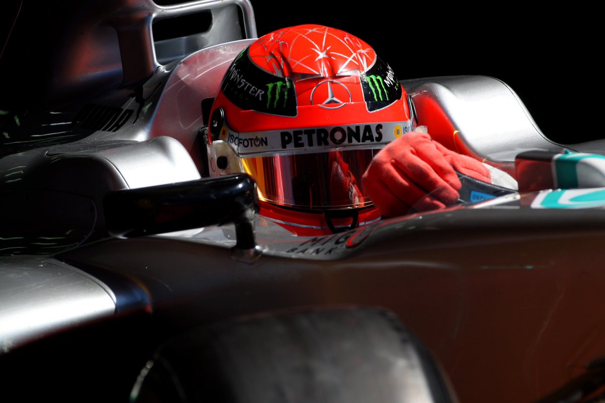 10 years

#KeepFightingMichael ❤️