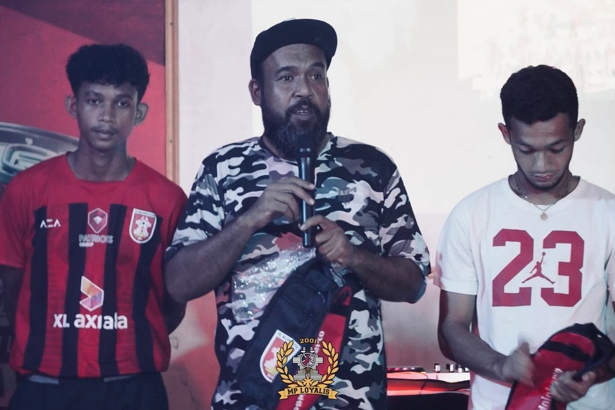 Loyalis2001's tweet photo. Apresiasi kepada para punggawa yang lolos 28 besar. Bermainlah dengan hati dan jaga terus semangat ini!
Come On You Laskar Mojopahit!
#psmp #mployalis2001 https://t.co/EVgyRWVWWJ