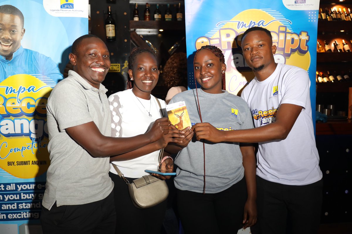 URAuganda's tweet photo. What happens at Circuit Lounge does not stay at Circuit Lounge.

Just ask our #MpaEreceiptYange Edition Quiz winners who last night walked away with gifts galore; gym gear, travel bags, shopping vouchers and more.

We might just be coming to you kafunda next, just keep asking for you e-receipt upon every purchase.

#MEYFestivalXtra