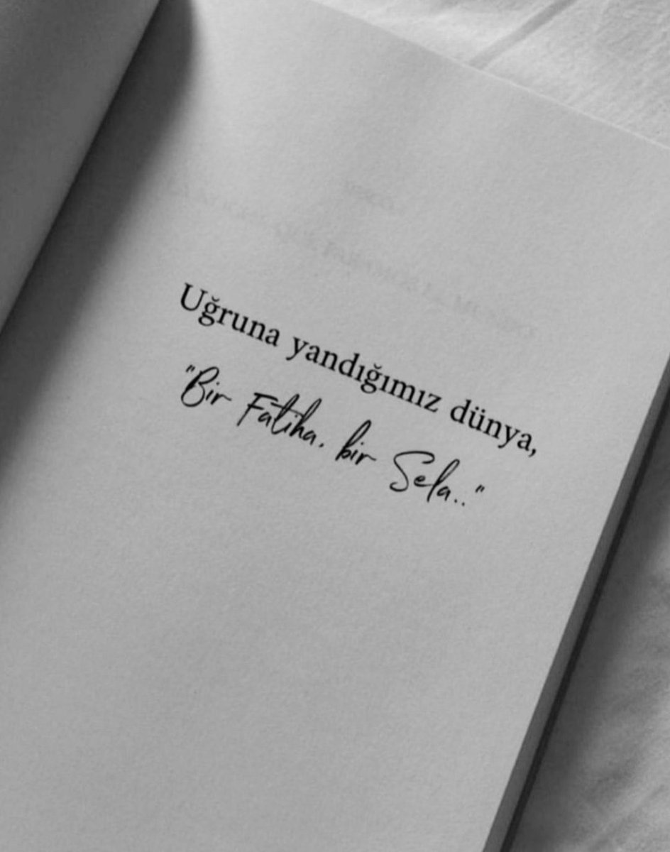 AkYesilyurt's tweet photo. Uğruna yandığımız dünya, 
"Bir Fatiha, bir Sela.." https://t.co/Gs2dtnMfhN