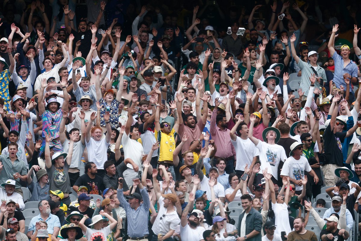 MCG's tweet image. 164,835 people through the gates across four days of cricket.

Thanks for coming, you've been incredible ❤️
