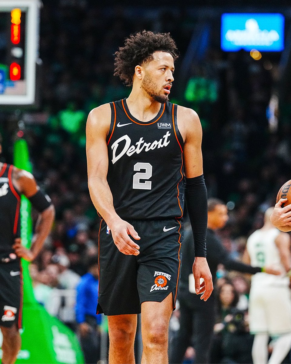 MotorCityBanter's tweet photo. Cade Cunningham tonight:

🏀 31 PTS
🏀 6 REB
🏀 9 AST
🏀 3 STL
🏀 2 BLK
🏀 12/22 FG
🏀 66.7% 3P https://t.co/EZ2X9HY2s7