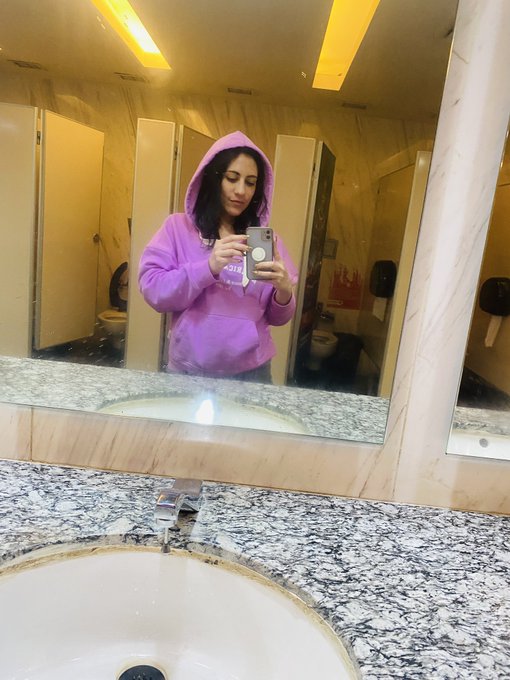 Mi d&iacute;a muy cansado y mi rodilla algo cucha pero ok. Ustedes? https://t.co/5diEQlhppq<a href="/tag/frio"class="tags"><span>#frio</span></a>