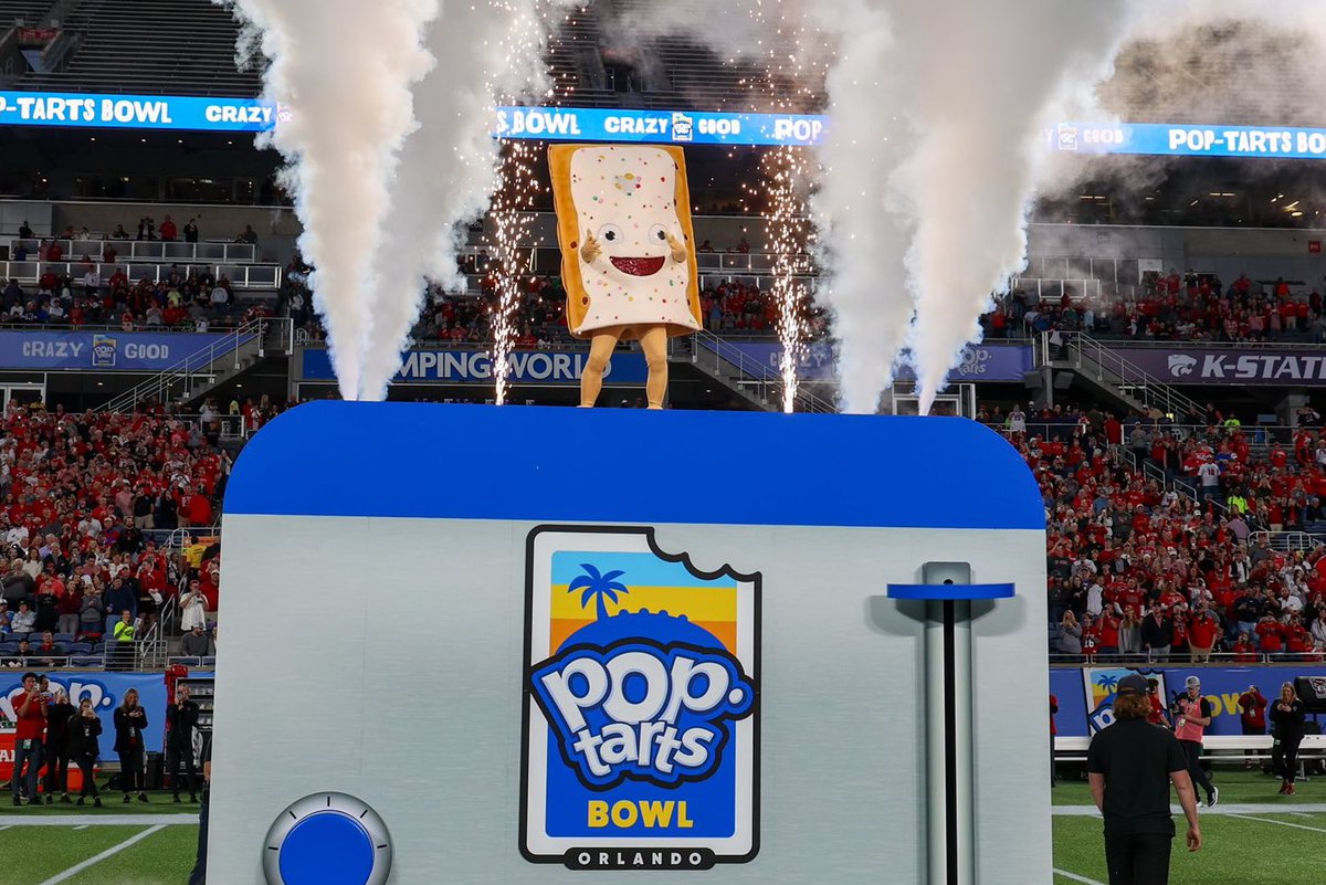 joshcarlosjosh's tweet image. The toasters are lit! Kelloggs calls for aid!