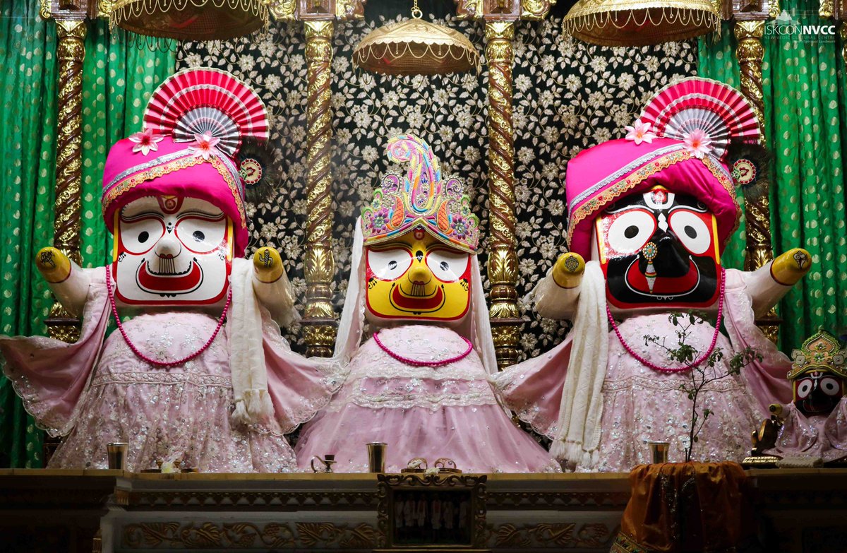 ISKCONPune's tweet photo. 🌷Mangal Arati Darshan🌷🗓29/12/2023🙏🚩@ISKCONNVCCPune🚩
.
.
#ISKCONNVCC #ISKCONPune #ISKCON
#ISKCONNVCCPune #PUNE #DailyDarshan
#Friday #29thdecember #29thdecember2023

Connect with us on Social Media

https://t.co/8hw8BE2iHR https://t.co/nXWW7NjKB0