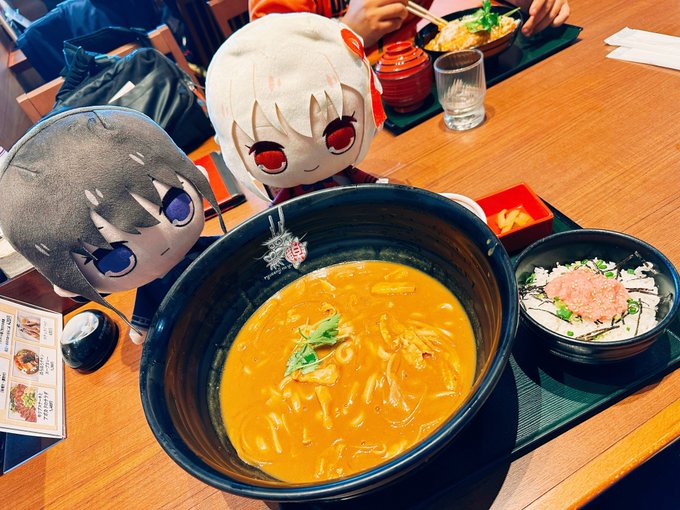 「麺 テーブル」のTwitter画像/イラスト(新着)｜3ページ目