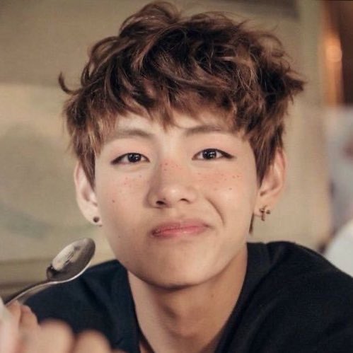 __gojogeto's tweet photo. Taehyung ya crecio un hilo devastador https://t.co/1f1gQ4xwRh