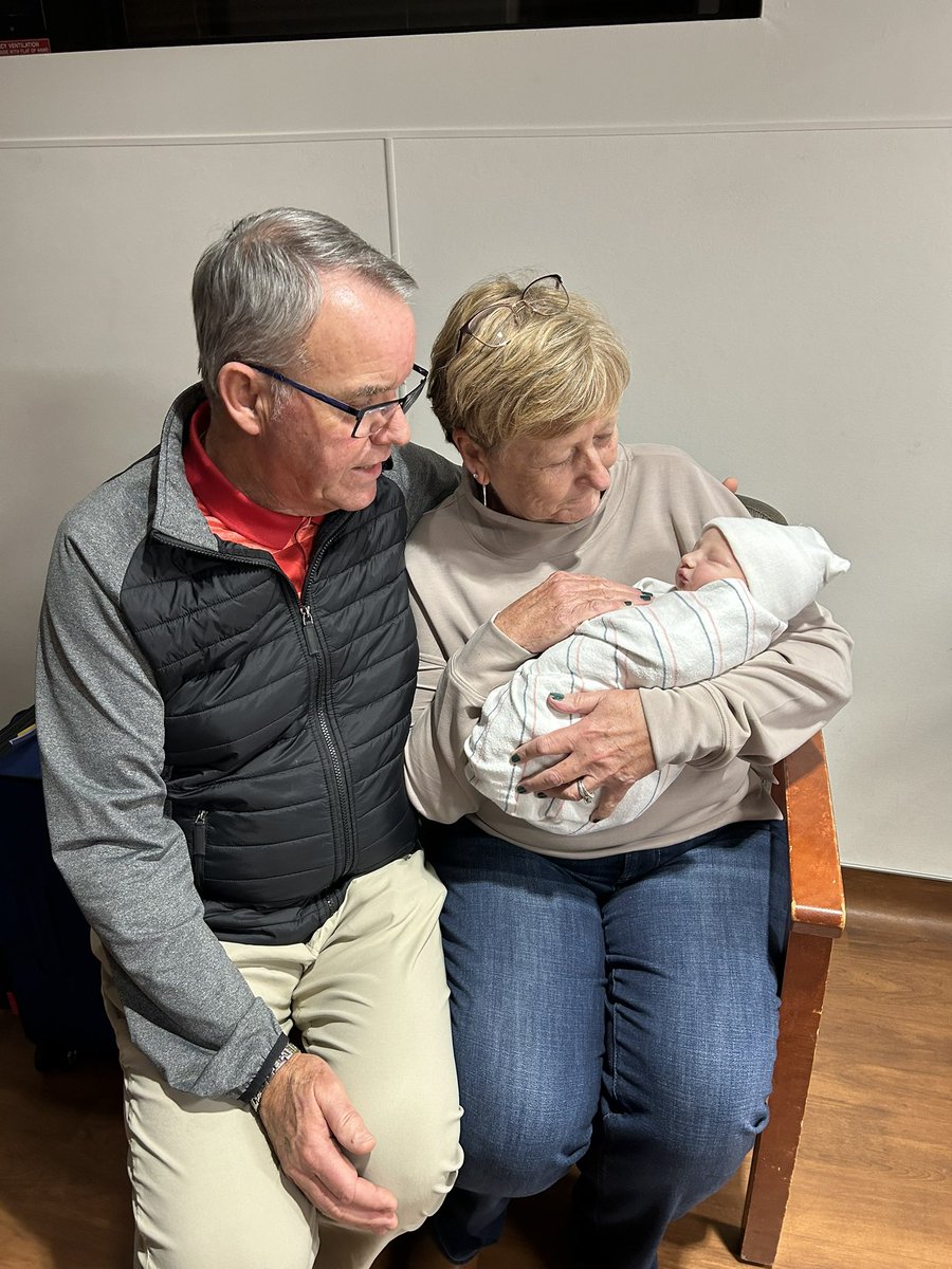 DebbieDjennings's tweet photo. Brent Hampton Estepp. 8 pounds. Dee Dee &amp; Pop Pop over the moon #firstgrandchild https://t.co/LctBa5vxN2