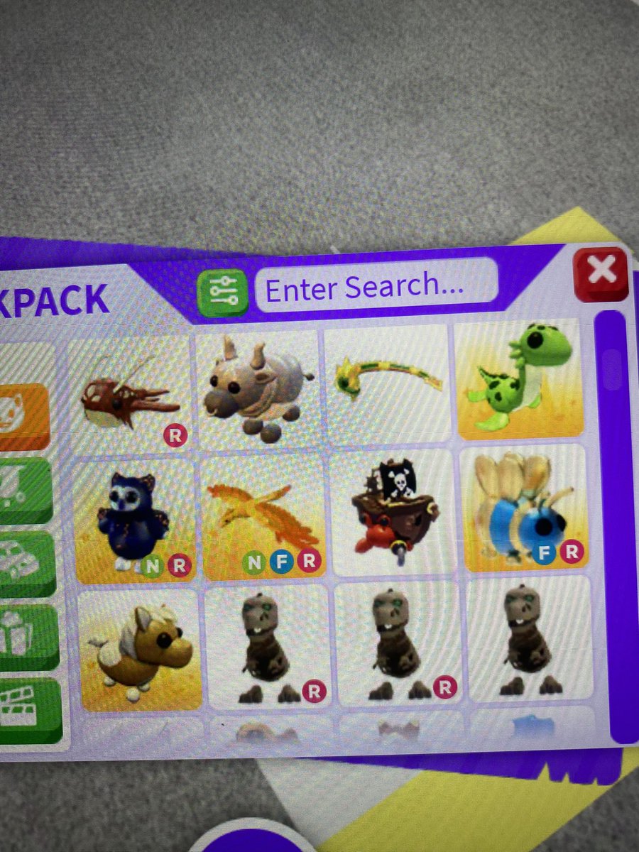imhot_21's tweet photo. Hey so I’m selling my adopt me account dm me for prices I’m not selling them for that much pls support also i will be accepting calls on discord if ur nervous Ty ❤️ https://t.co/kaHhRMgL54
