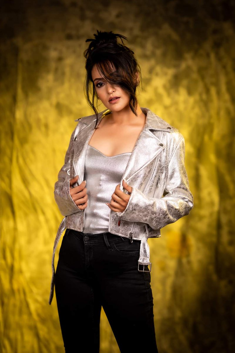 Sizzling #priyankasarkar 

#celebrity #celebritystyle #celebrate #beauty #sexyactress #hotnbeauty #tollywoodbeauty #tollywoodhot #mimichakraborty #nusratjahan #nusratfaria #shrabonti #raimasen #shuvoshree #darshanabanik #koelmallick #mahiyamahi #rukminimaitra #sushmitamukherjee