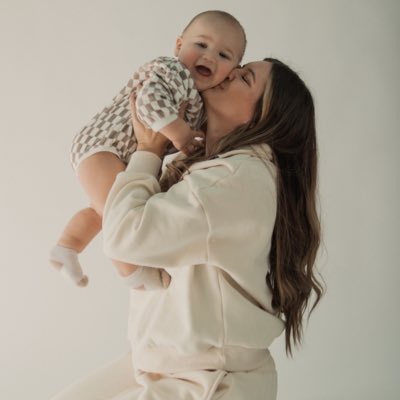 Nikki tweet media