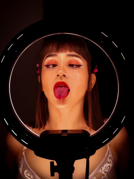 🥰 https://t.co/OIVaC1RAjC<a href="/tag/nuevafotodeperfil"class="tags"><span>#nuevafotodeperfil</span></a>