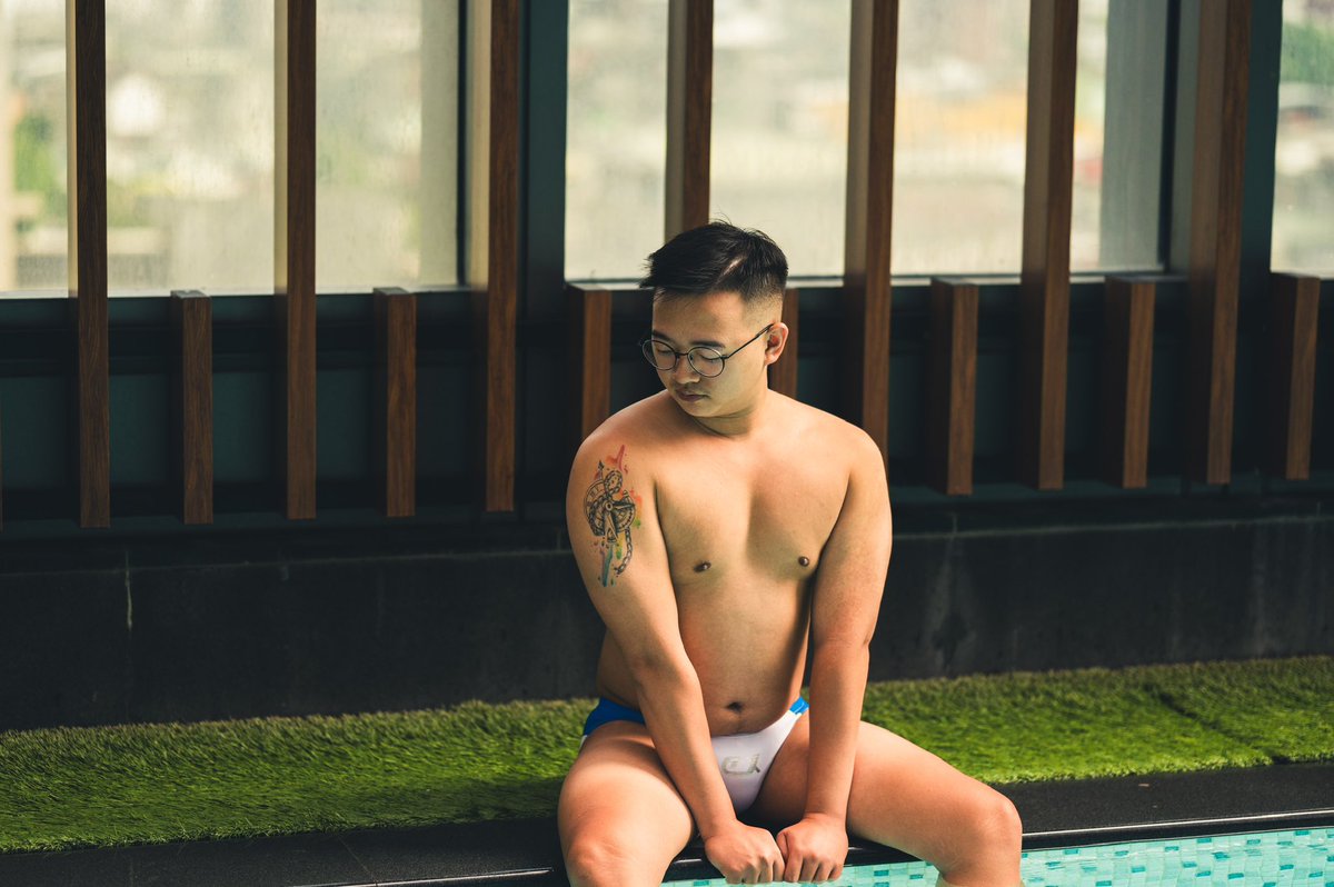 就用這組照片當今年最後一篇文吧～
希望明年身材更好可以拍更多❤️