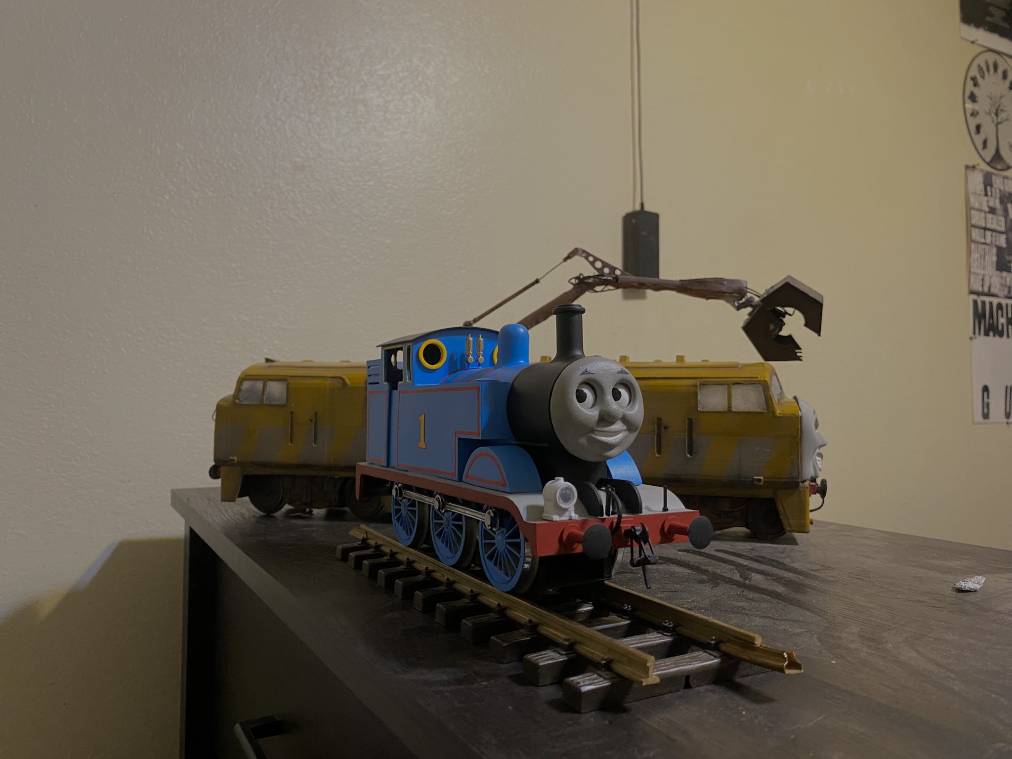 【thomas⭐︎21】 mqdefault.jpg