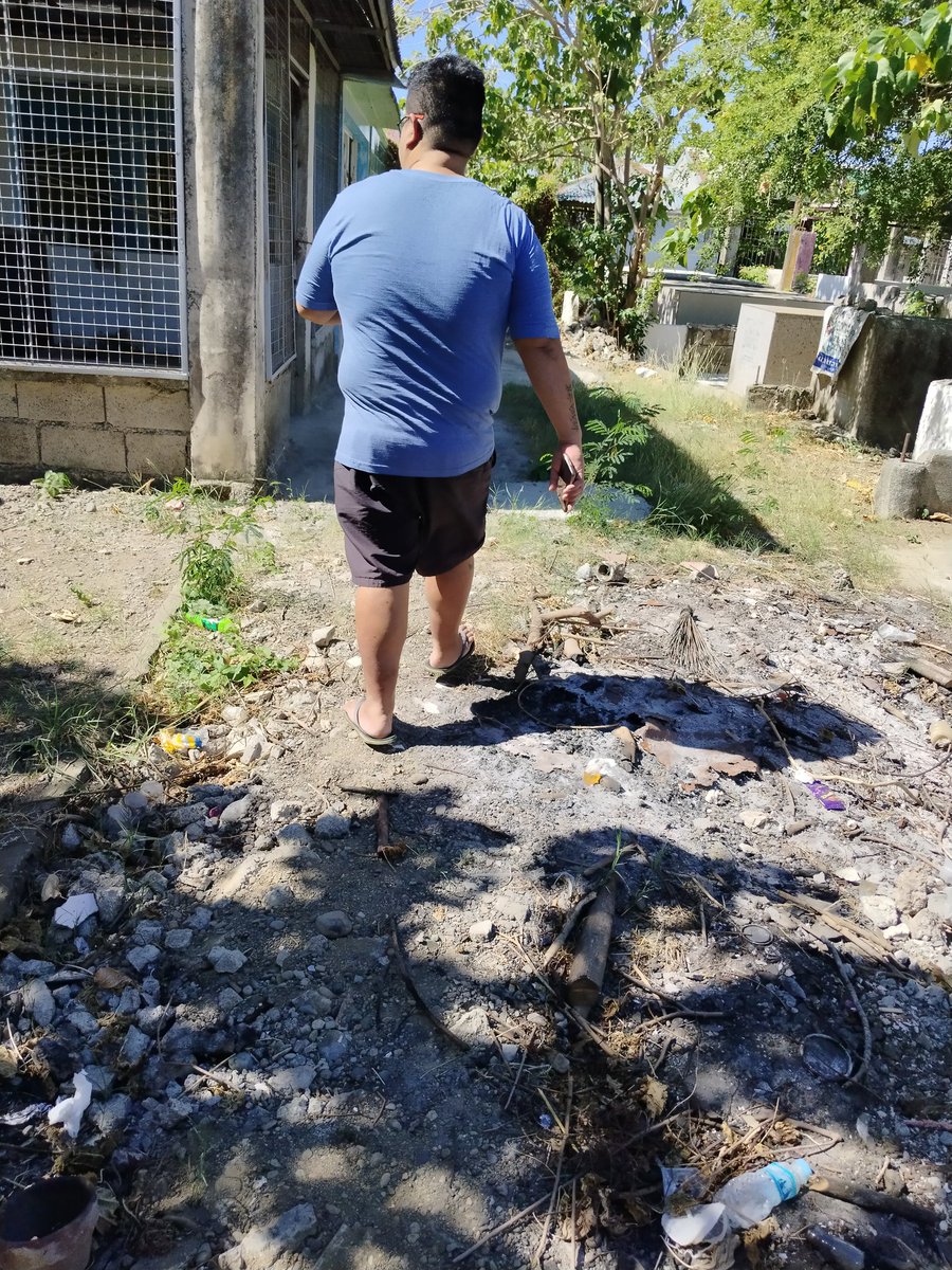 fuckersss555's tweet photo. isang hiwalay sa asawa ang na chupa natin for today g n g sya sa outdoor fun kahit sa sementeryo pa yan 😅✌️ #alterstarosa #altercabanatuan #alternuevaecija #alterpinoyph #slimversa #outdoorfun #chubbydaddy https://t.co/cIi9mqAv2u