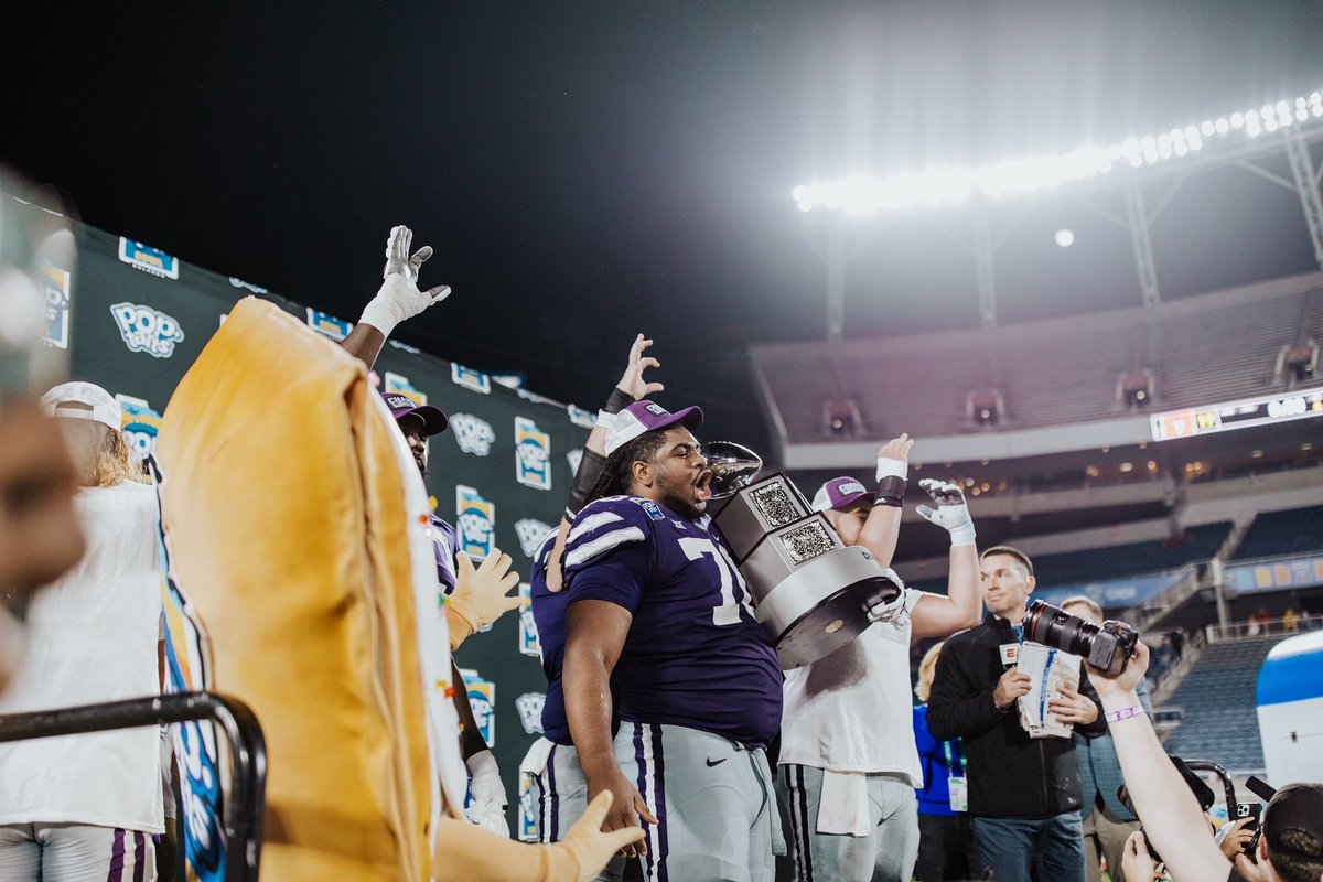 <a href="/juliavaylynn/">Julia Smith</a> How about some from the winner’s stage? Victory is “crazy good,” especially with <a href="/juliavaylynn/">Julia Smith</a> on the field!