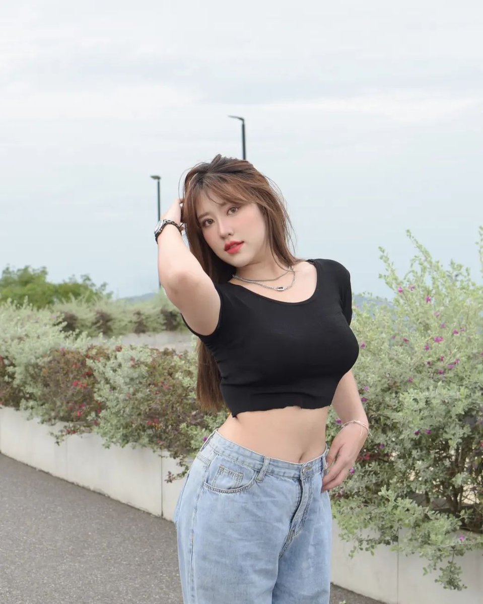 RubyCollin53424's tweet image. Your smile warms my soul. 😊❤️
@AddisonAdo39257
@PlayfulPen44239