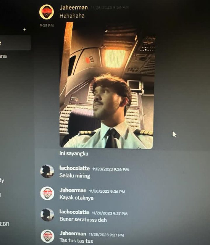 y2ktuj's tweet photo. LU SEMUA YANG SUKA SELINGKUH GUE SUMPAHIN HIDUP LU GA PERNAH ADA BAHAGIA.
lu ga akan pernah tau gimana rasanya dikhianatin, lu cuma mentingin 'YANG PENTING GUE PUAS'.
KONTOL LU LU SEMUA YANG SUKA SELINGKUH, sesama perempuan juga tolong lah ya anjing jangan betingkah murahan. https://t.co/ayTb853zqI