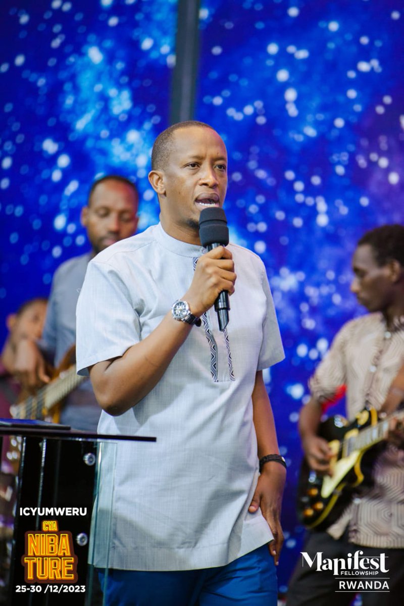 wokobz5daniel's tweet image. James 5:13 KJV
 Is any among you afflicted? let him pray. Is any merry? let him sing psalms. 

fb.watch/pdYmohl3IY/?mi…
#ManifestRwannda
#CrossOverWeek