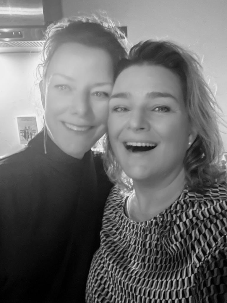 Met <a href="/BroosB/">Amber</a>