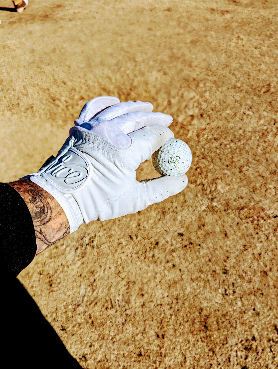 manbun_golf's tweet photo. @VICE_GOLF keep on producing fire my friends 🔥😮‍💨🙏 loving everything you guys are putting out rn. https://t.co/GRyK3LiiGc