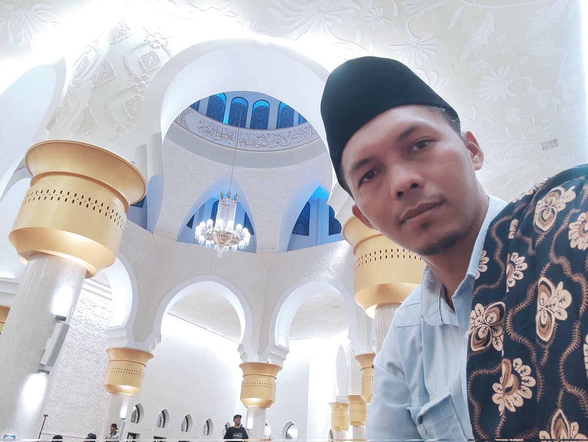 Zulyan tweet media