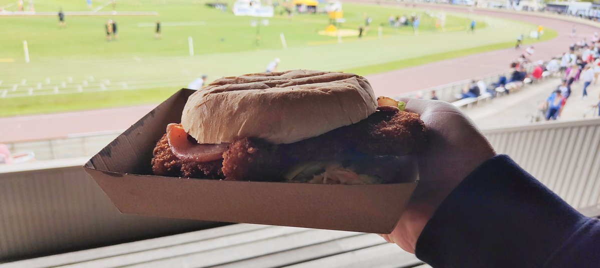 The CEO made his annual trip to the @DevonportAth Carnival at the Oval, and his annual trip to the What The Fork food van for dinner. Plenty of great options on offer, but couldn't go past the big schnitty burger. Bigger than a CD in diameter and bloody tasty!