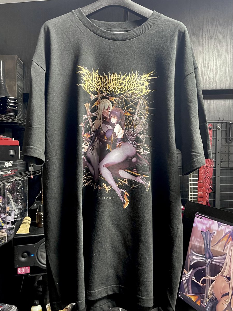 Tシャツとトートはこんな感じです!ツリーに着画も載せてます。 いい感じに使えるアイテムになりましたよ