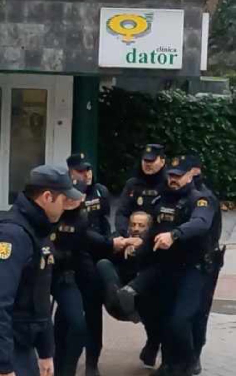 rociogarcia2017's tweet image. Ni un año sin tradiciones navideñas....
Dr Poveda ❤️🙏🏻
#DATOR 
#SiAlaVida