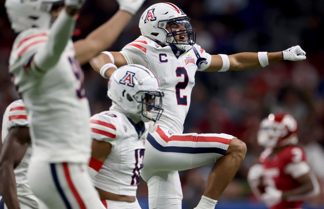 Arizona takes down Oklahoma to win the Alamo Bowl! 

First postseason for the Wildcats since 2015. Arizona ends the season 10-3 and becomes the fourth team in program history to win at least 10 games. 

What a season.