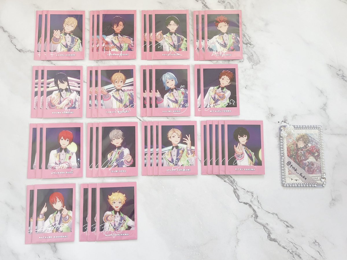 あんスタ 8周年 ぱしゃっつ 交換

譲￤画像参照

求￤翠 

✧︎ 3:3以上〜・まとめての交換優先
✧︎ 最短1/13(土)の発送となります
✧︎ プロカ必読(ff様は既読印省略していただいて構いません)

検索からでもお気軽にお声かけください🐰