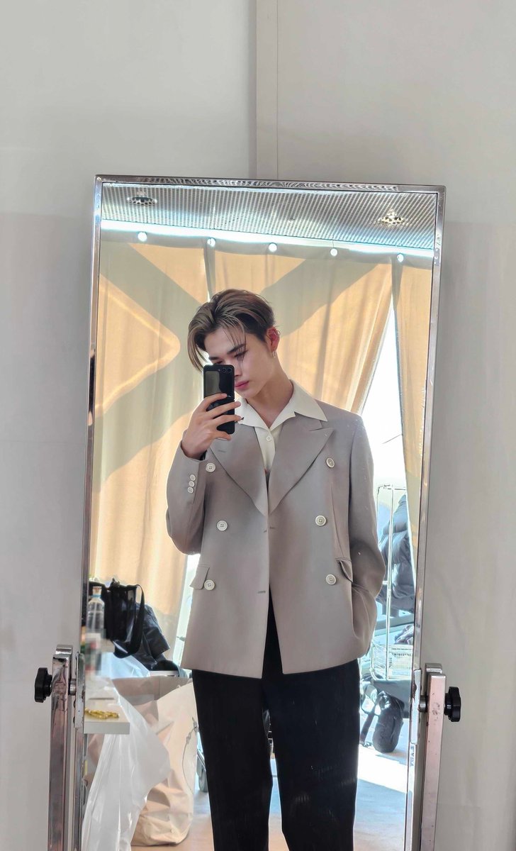 [ #니키’s Post ] 231229

#NI_KI: 🖤

<a href="/ENHYPEN_members/">ENHYPEN</a> <a href="/ENHYPEN/">ENHYPEN OFFICIAL</a> #ENHYPEN #엔하이픈