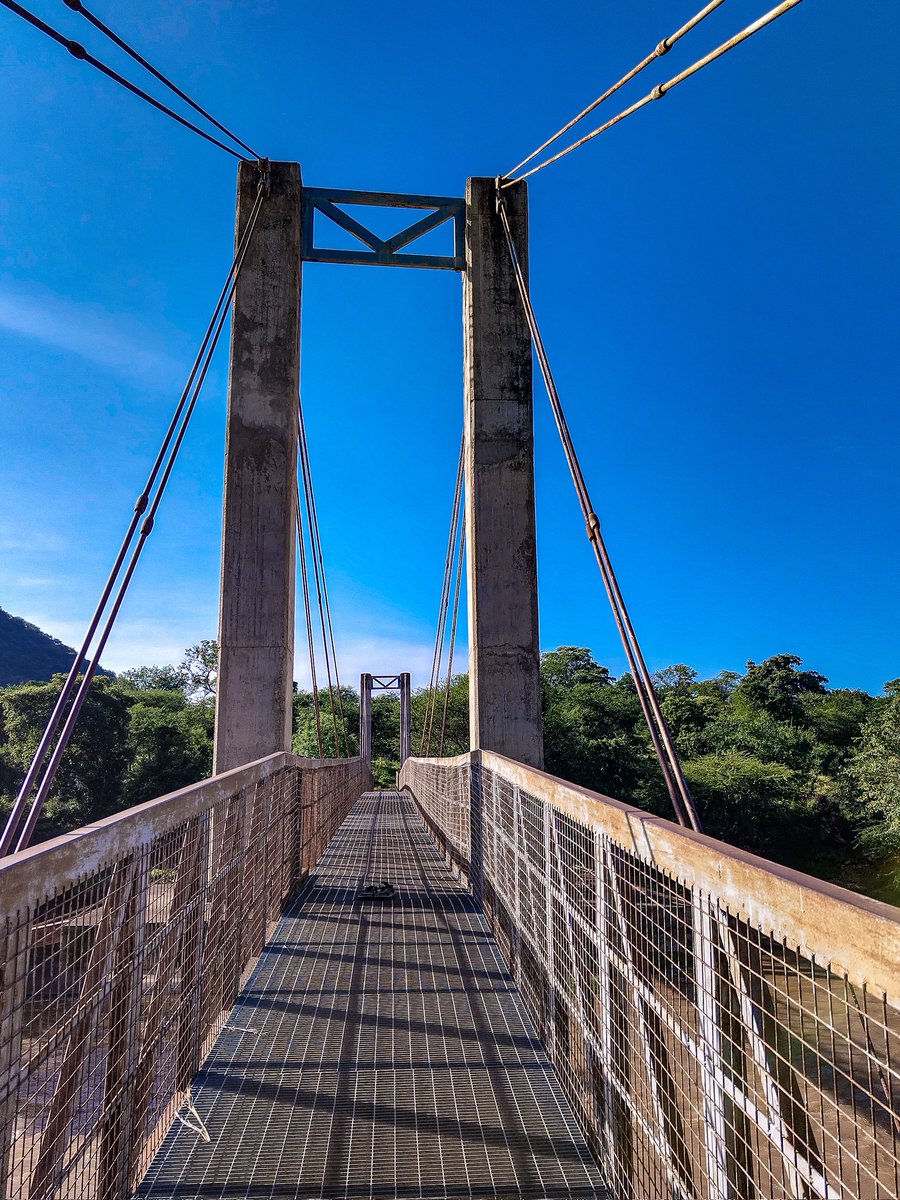 ms_mutegi's tweet photo. #THREAD

I know i have showed you another side of  Tharaka Nithi County but here is a side i haven't been before. The landscape had me submerged in awe😍

#TembeaKenya #DiscoveringTNC https://t.co/Ef39zHps4F