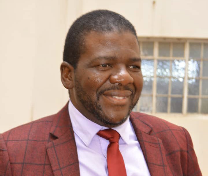 I don't blame him , he did what needed to be done. He will remain a hero in the history of opposition politics. Welldone Tshabangu