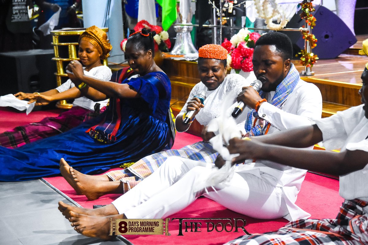 rccgregion53's tweet photo. 8 Days Programme 2023 - The Door.
Day 7 - The Hearing Place.
Ministering : Rccg Lp 51 Mass Choir.
-Rendered worship and praise unto God in three songs (Including a south-south gospel song.
We give all the glory to God.
#Day7 #TheHearingPlace #8DaysMorningProgramme2023 #TheDoor https://t.co/PvJBbH5Gez