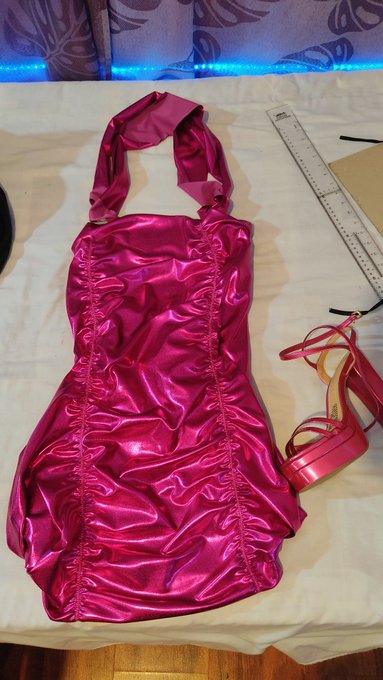 Working on new projects this week!! What are you up to after Christmas? https://t.co/TujDY2VG1b<a href="/tag/nsfw"class="tags"><span>#nsfw</span></a><a href="/tag/goonette"class="tags"><span>#goonette</span></a><a href="/tag/selling_content"class="tags"><span>#selling_content</span></a>