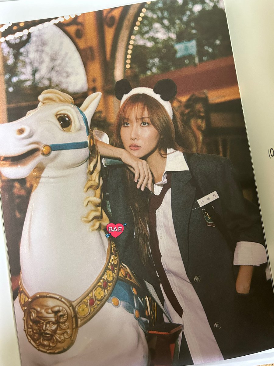 my_singer723's tweet photo. 나 화사가 진짜 너무 좋은데 어떡하죠🫠 https://t.co/OEPkE7rz37