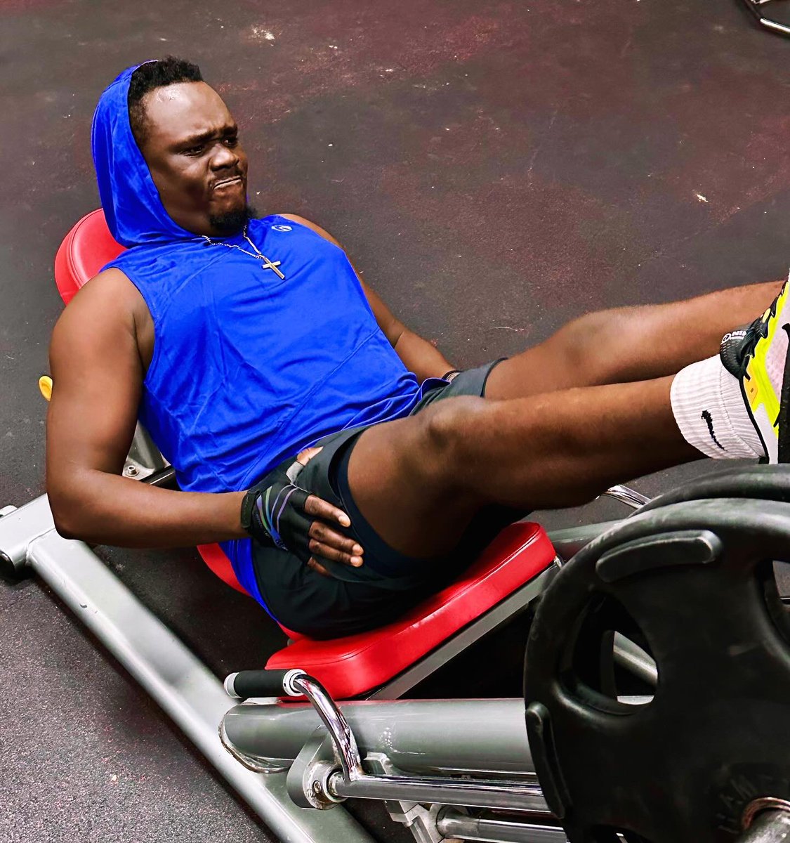 Obeezydemaster's tweet photo. You don’t have to be extreme. Just consistent.

#january 
#happynewyear 
#merrychristmas 
#januaryresolutions 
#nevergiveup 
#keepmoving https://t.co/gZC7WIzgPL
