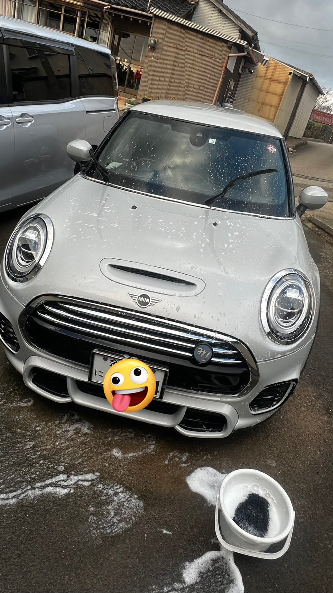 kou_159's tweet photo. 手🖐️
チビたい🥹

#f56  #f56jcw #jcw #f56mini #f55 #f60 #f54 #f57 #mini #mini好き #minicooper  #mini乗りさんと繋がりたい  #mini乗り https://t.co/TyHEUt0mcf