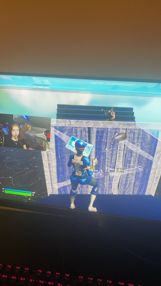 gyattmas's tweet photo. i love @Fraanticc streams!!! https://t.co/cMCy3k40oA