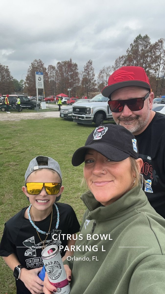 suzywhite40's tweet photo. Pop-tarts bowl was pretty freakin cool https://t.co/yLRqI8GM5b