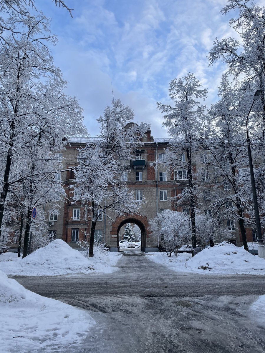 skazhem_pryamo's tweet photo. random photo or everything will go wrong in December (even though there are only a couple of days left) https://t.co/tqXPEXUFuX