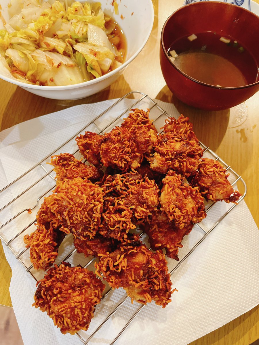 kinopi812's tweet photo. チキンラーメン衣の唐揚げ🍗美味しかったー！何も頑張らなくても衣がカリカリで味付き！美味しかった https://t.co/4GRlHIGpCd
