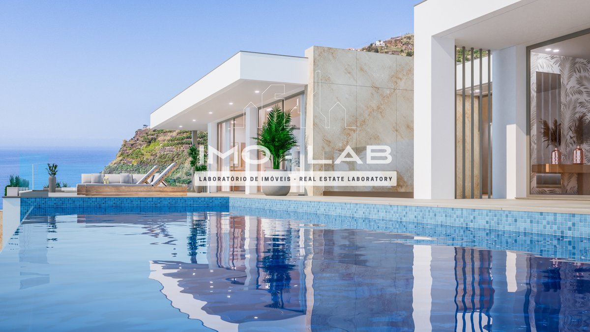 IMOLABrealty's tweet photo. 💥LUXURY VILLA 3 BEDROOMS - ARCO DA CALHETA📷 

Unique Villa, 769m2 of gross construction area, implanted on a plot of land with 1,300m2 with a definitive view of the sea at only 180 meters of altitude. 
 #luxuryvilla #luxuryvillas #барвихаluxuryvillage #MadeiraIsland #calheta https://t.co/u8UJlFIP3u