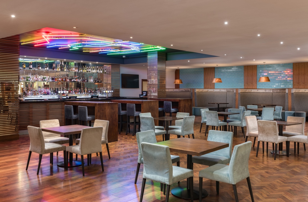 Renaissance Heathrow tweet media