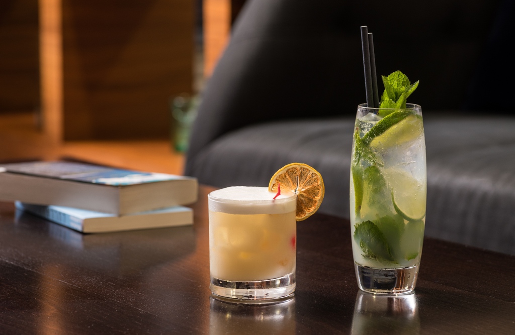 Renaissance Heathrow tweet media