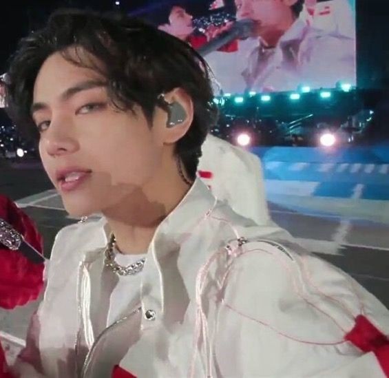 polartaegi's tweet photo. taehyung insane face card, a very important thread🧵; https://t.co/QKMLyJRS9B