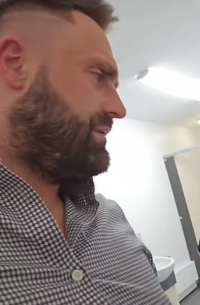 A DJ who filmed himself urinating on an elderly man has appeared in court tinyurl.com/yap3jz7m